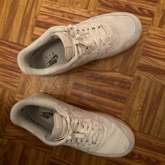 Nike af1 suede material , limited edition - Picture 2 of 6